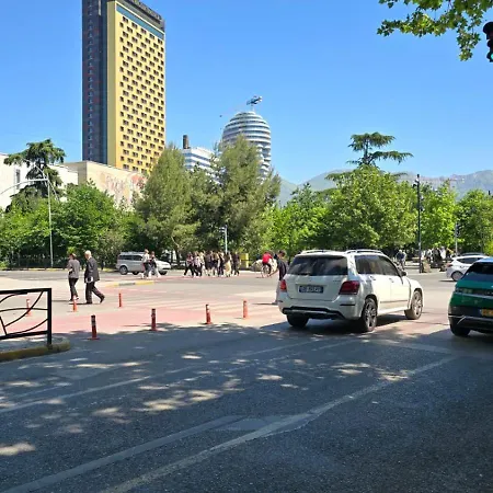 דירה Aa Center View טיראנה