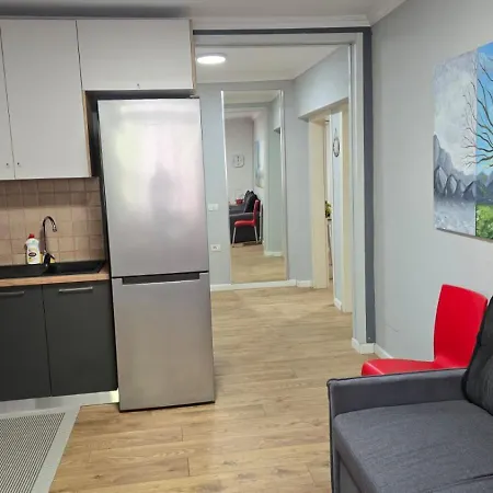 Aa Center View * טיראנה
