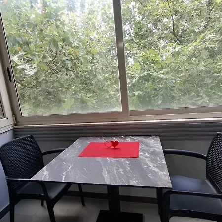 Aa Center View * טיראנה